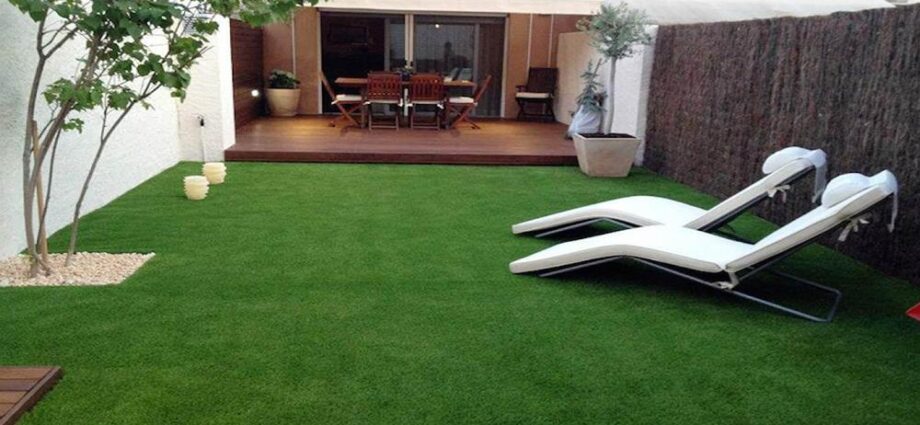 Is Artificial Grass the Secret to a Lush, Low-Maintenance Paradise